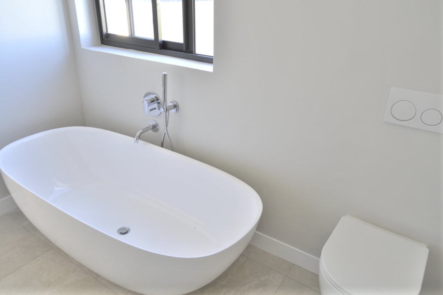To Let 4 Bedroom Property for Rent in Croydon Gardens Estate Western Cape
